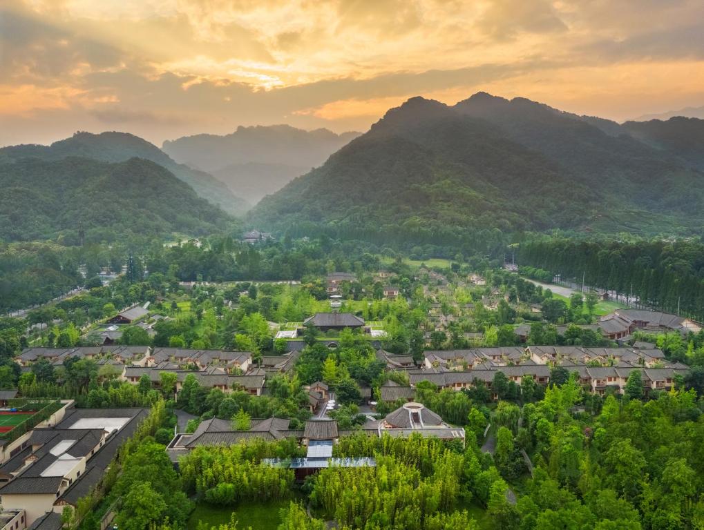 hotels with balcony in Chengdu