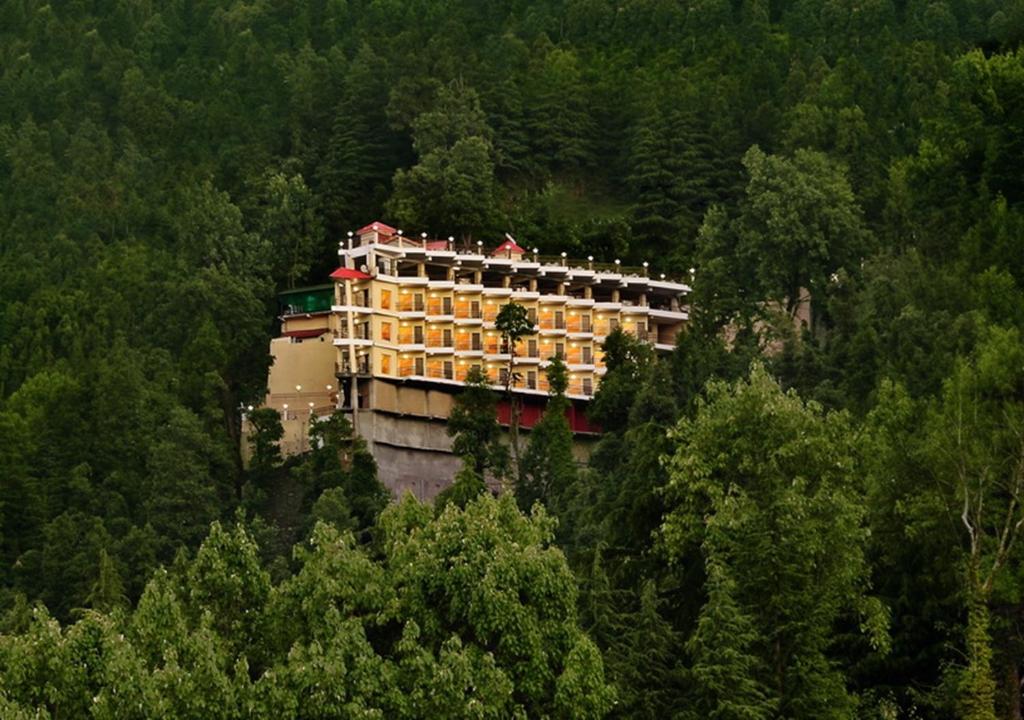 hotels with balcony in Dalhousie