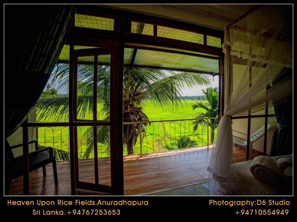 hotels with balcony in Anuradhapura