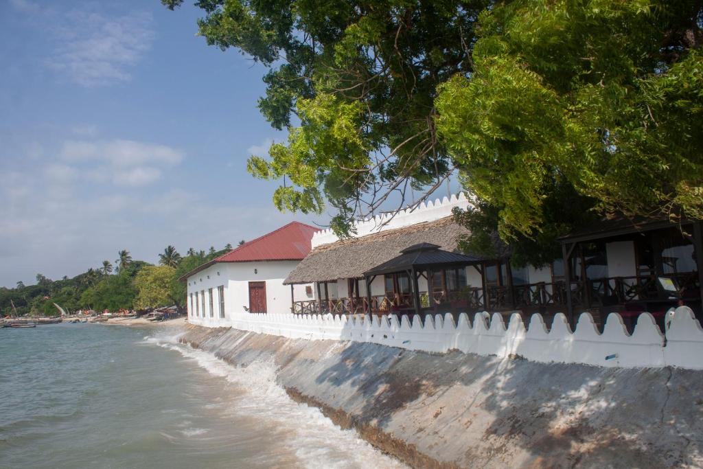 hotels with balcony in Zanzibar Tanzania