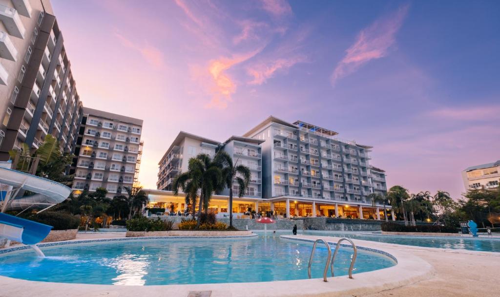 hotels with balcony in Mactan