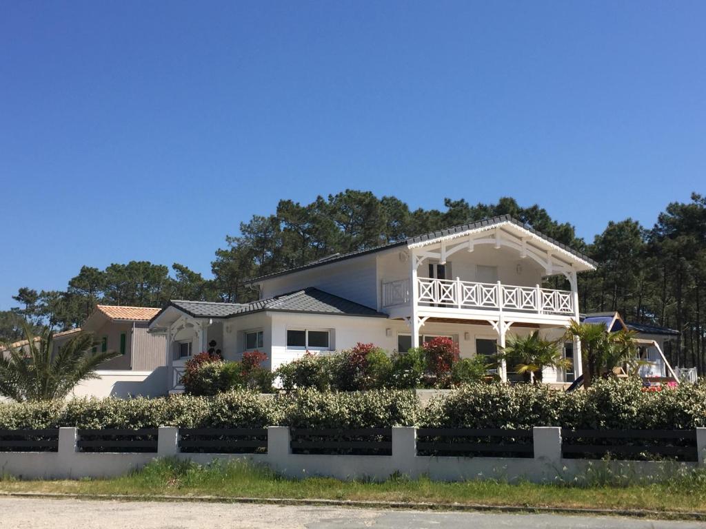 hotels with balcony in Lacanau Ocean