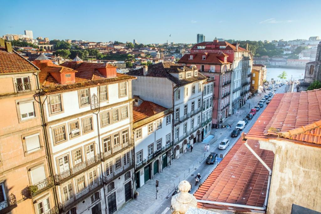 hotels with balcony in Porto