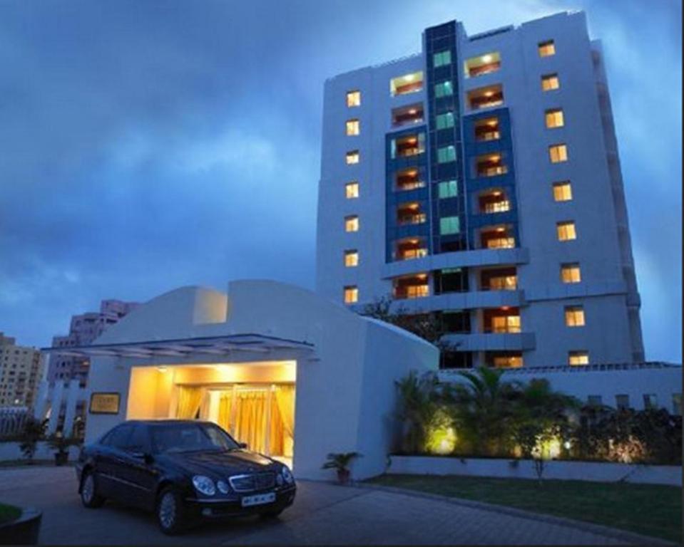 hotels with balcony in Pune