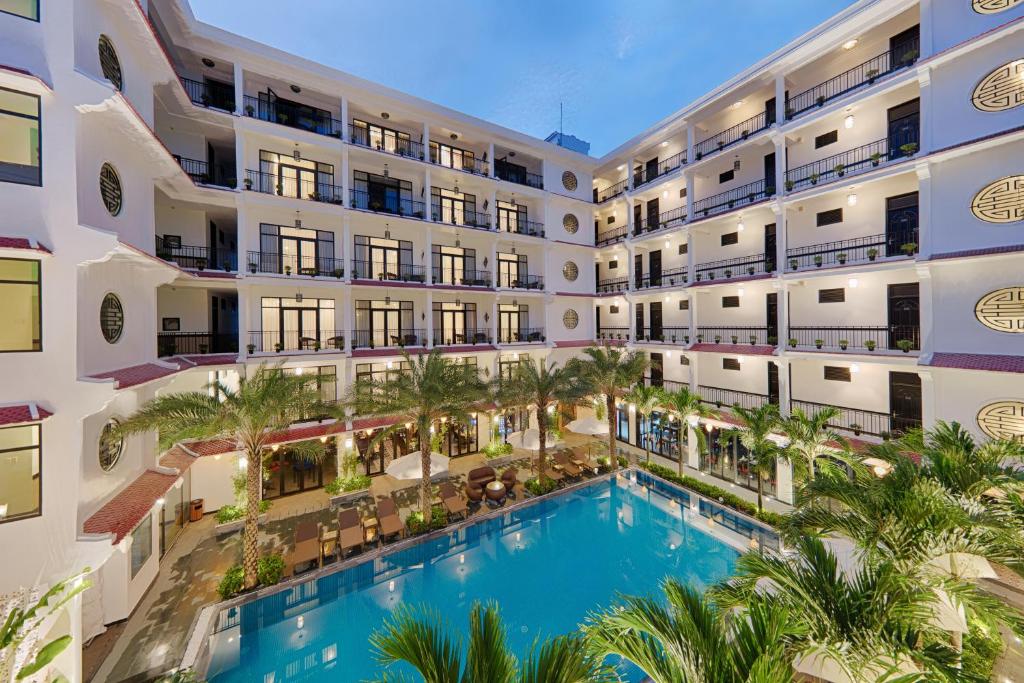 hotels with balcony in Hoi An