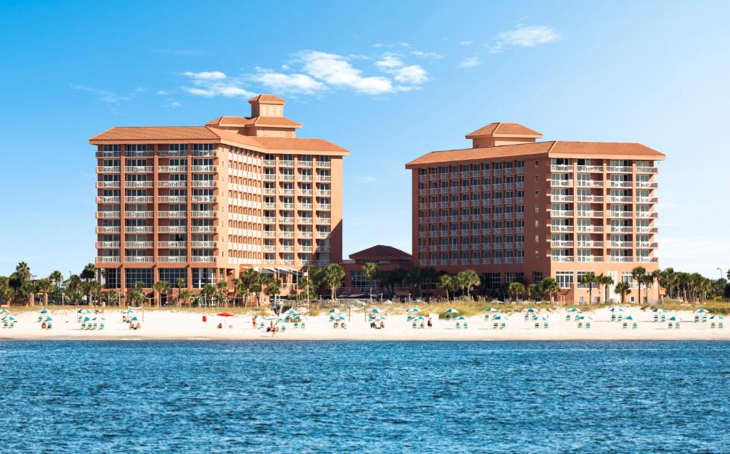 hotels with balcony in Alabama