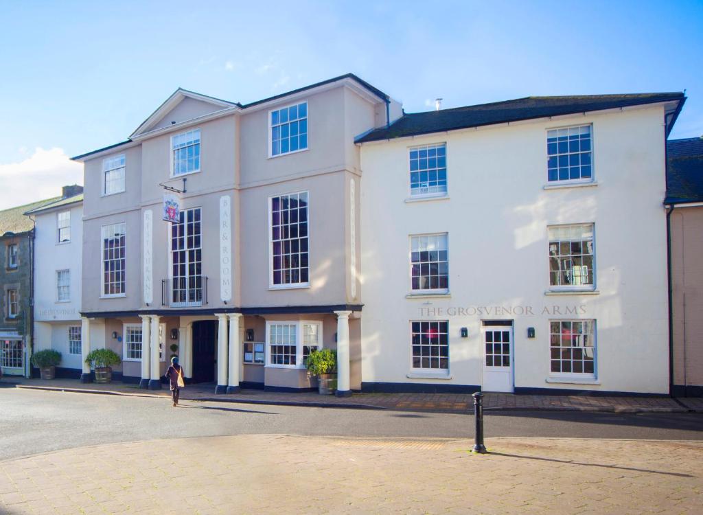 hotels with balcony in Dorset