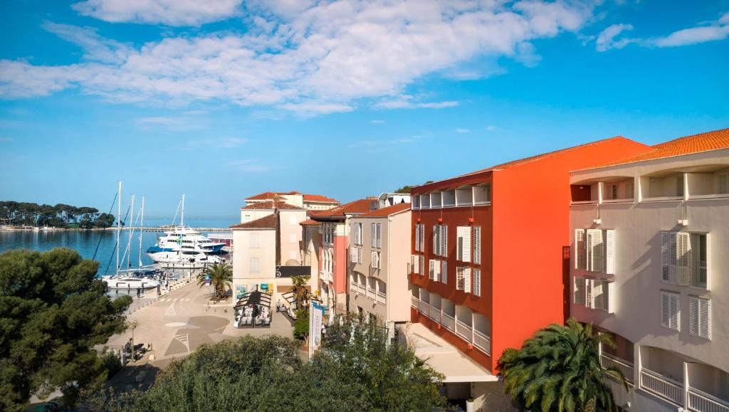 hotels with balcony in Porec