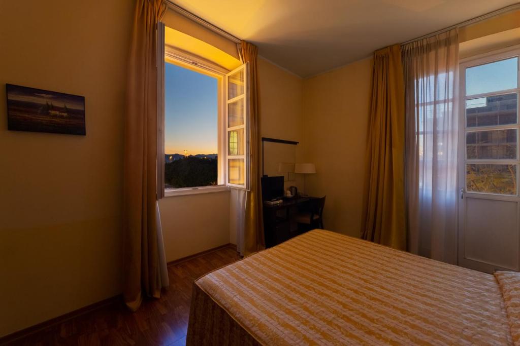 hotels with balcony in Cagliari Castello