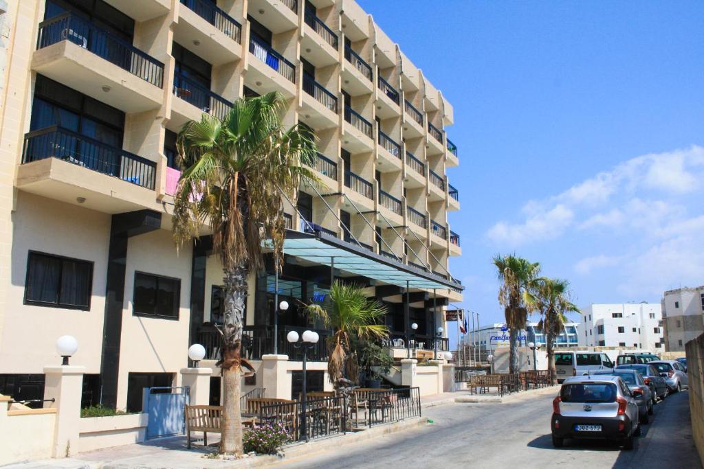 hotels with balcony in St Pauls Bay