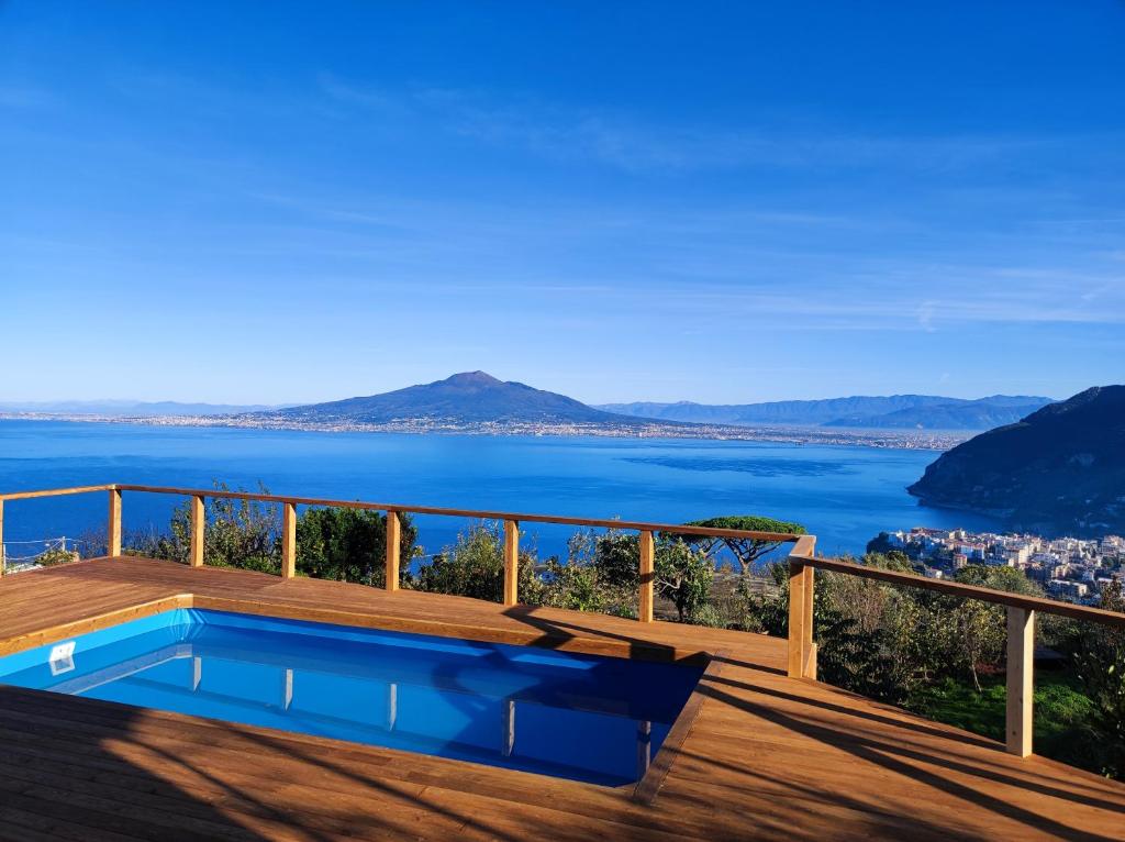 hotels with balcony in Vico Equense