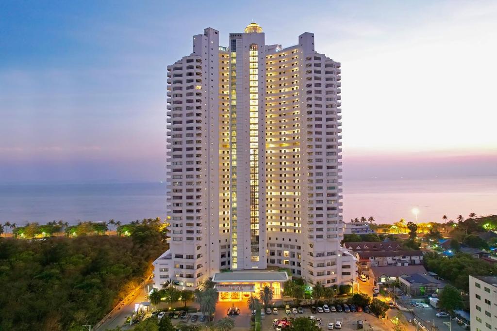 hotels with balcony in Jomtien Beach