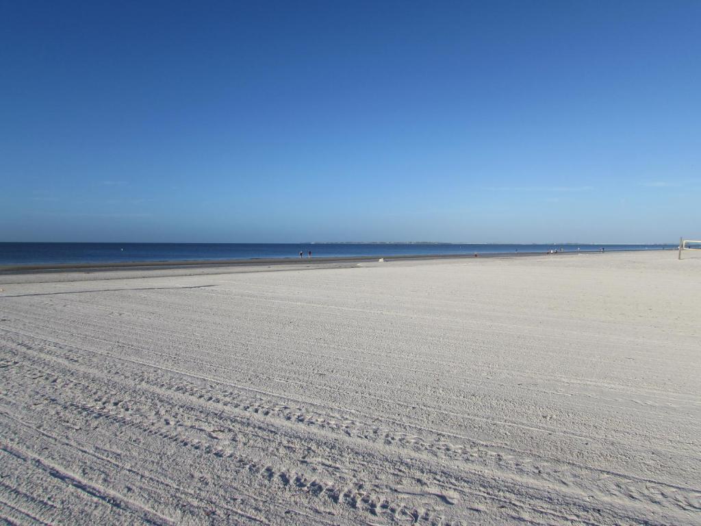 hotels with balcony in Fort Myers Beach