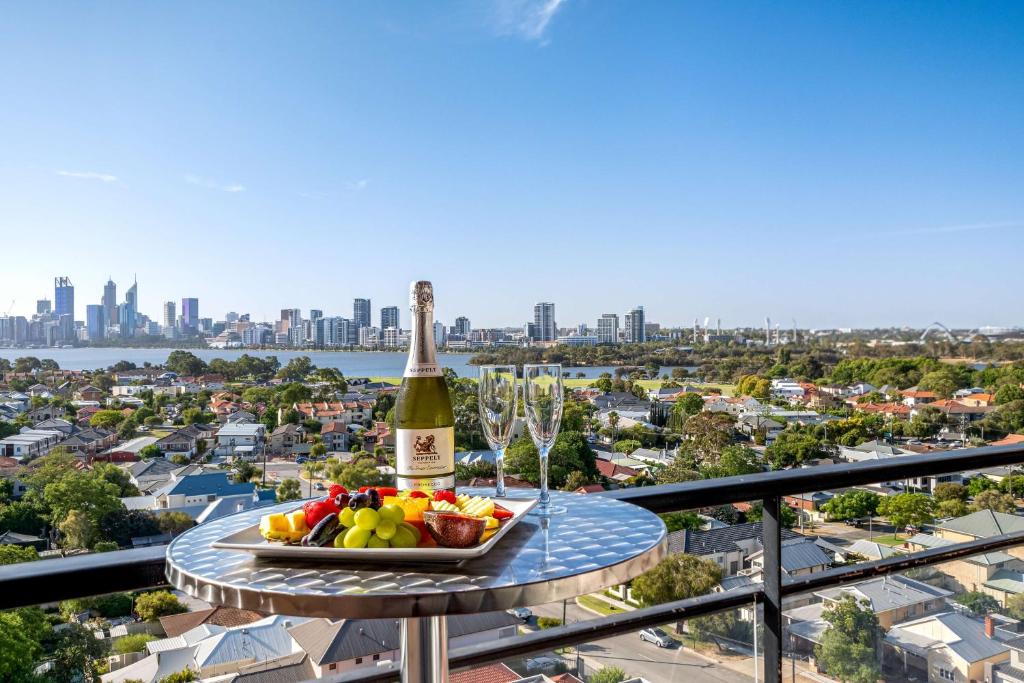 hotels with balcony in Perth Australia East Perth