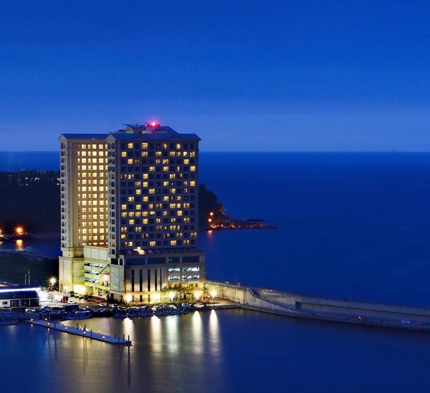 hotels with balcony in Sokcho