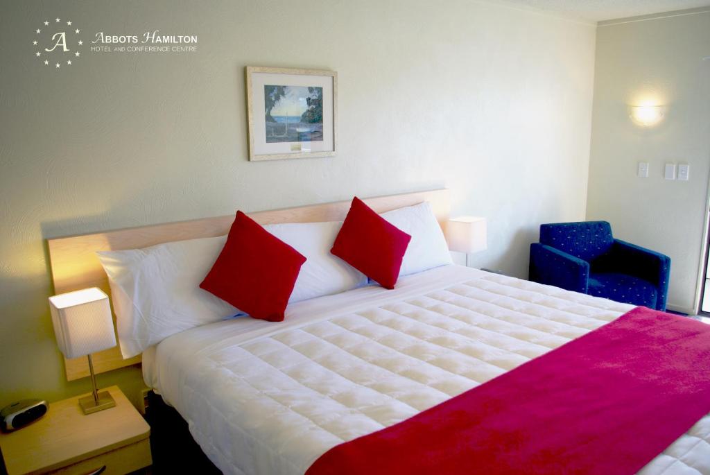 hotels with balcony in Hamilton New Zealand