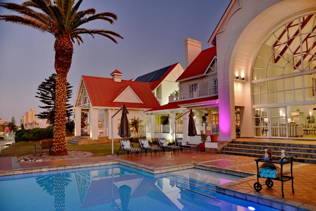 hotels with balcony in Port Elizabeth