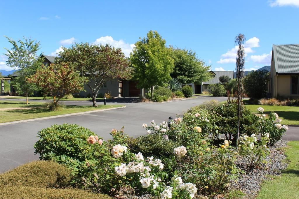 hotels with balcony in Blenheim