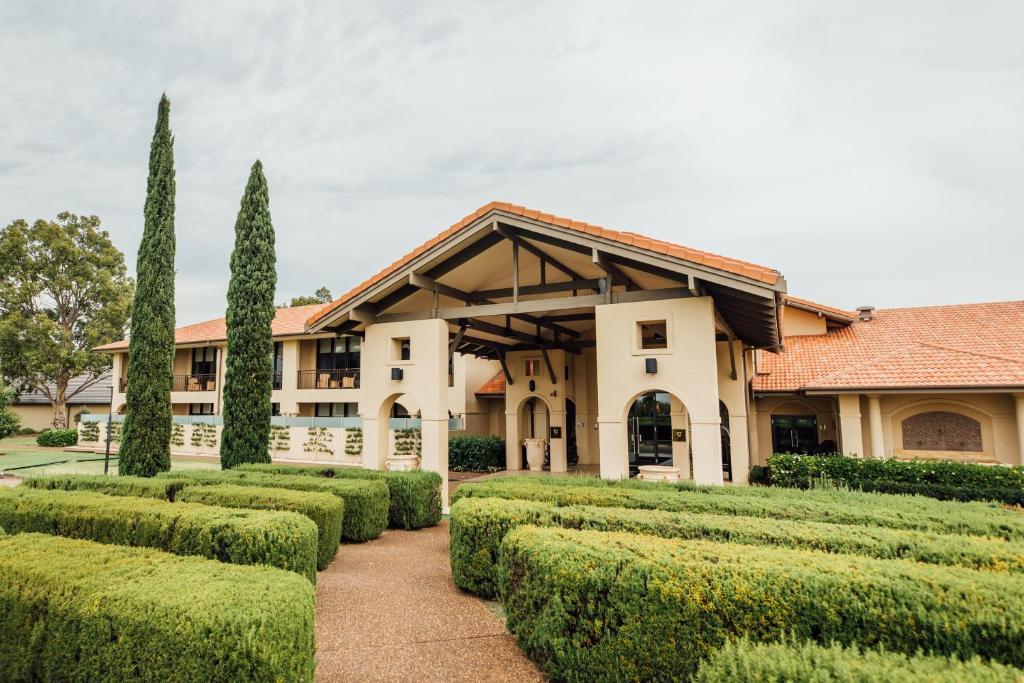 hotels with balcony in Pokolbin