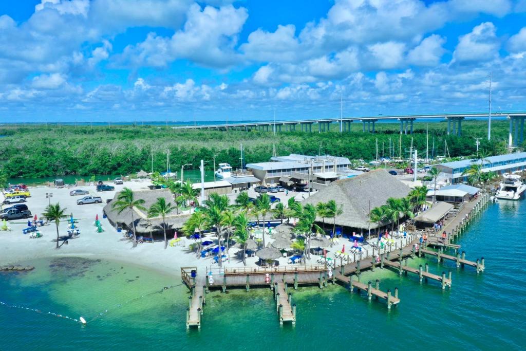 hotels with balcony in Key Largo