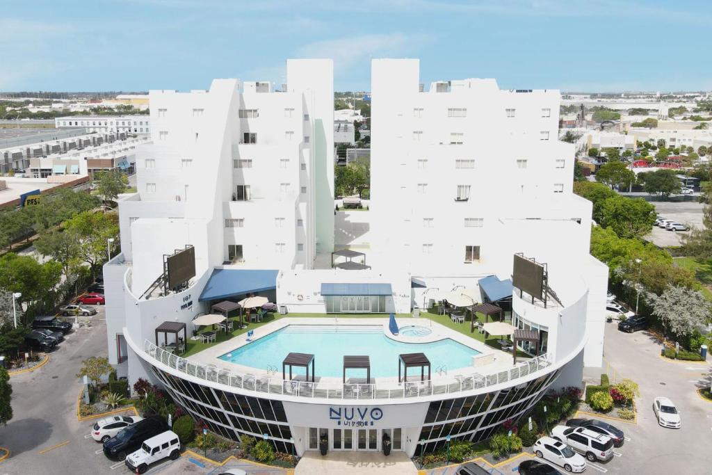 hotels with balcony in Miami United States