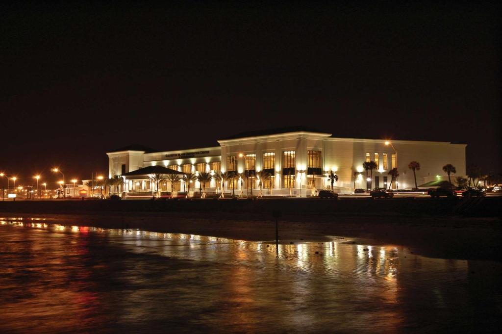 hotels with balcony in Texas Gulf Coast