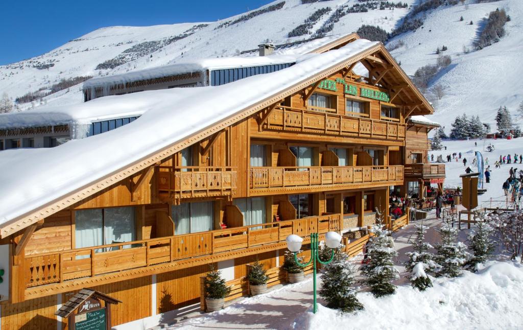 hotels with balcony in Les Deux Alpes