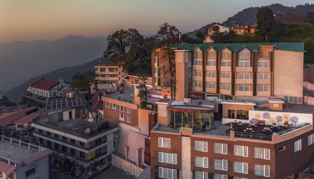 hotels with balcony in Mussoorie