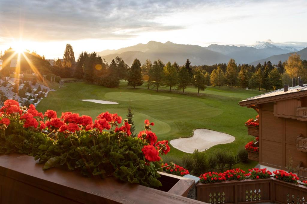 hotels with balcony in Crans Montana