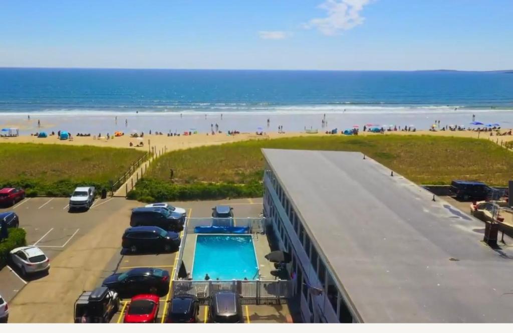 hotels with balcony in Old Orchard Beach