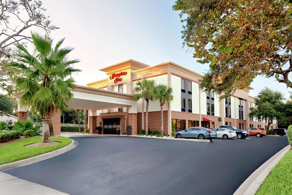 hotels with balcony in Amelia Island