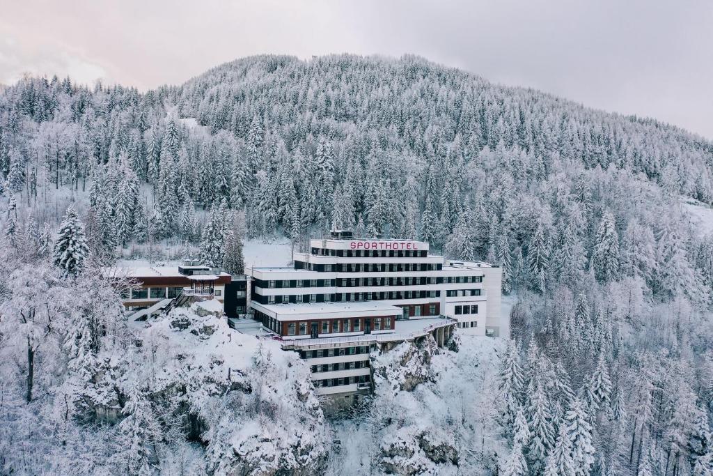 hotels with balcony in Semmering