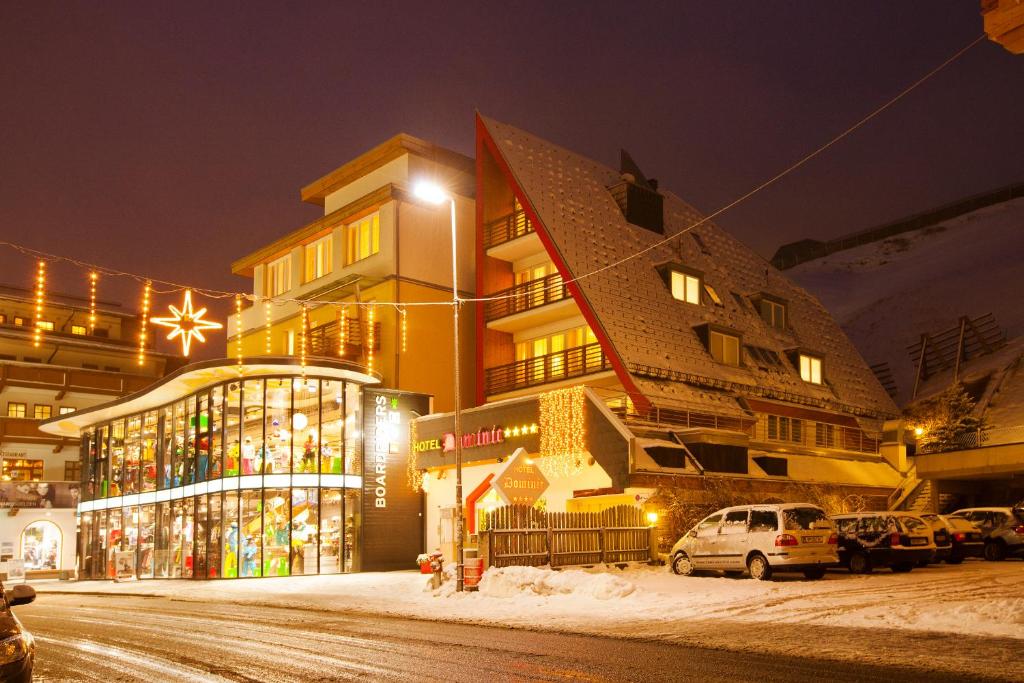 hotels with balcony in Solden