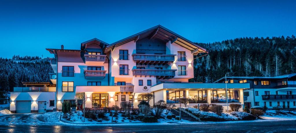 hotels with balcony in Schladming