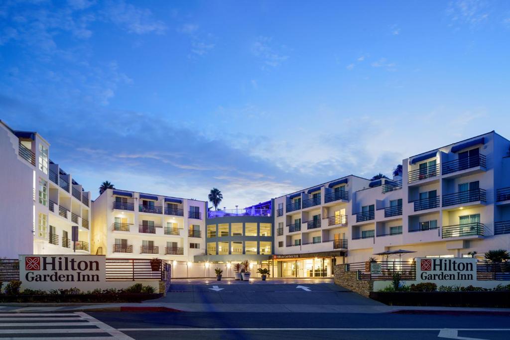 hotels with balcony in Dana Point