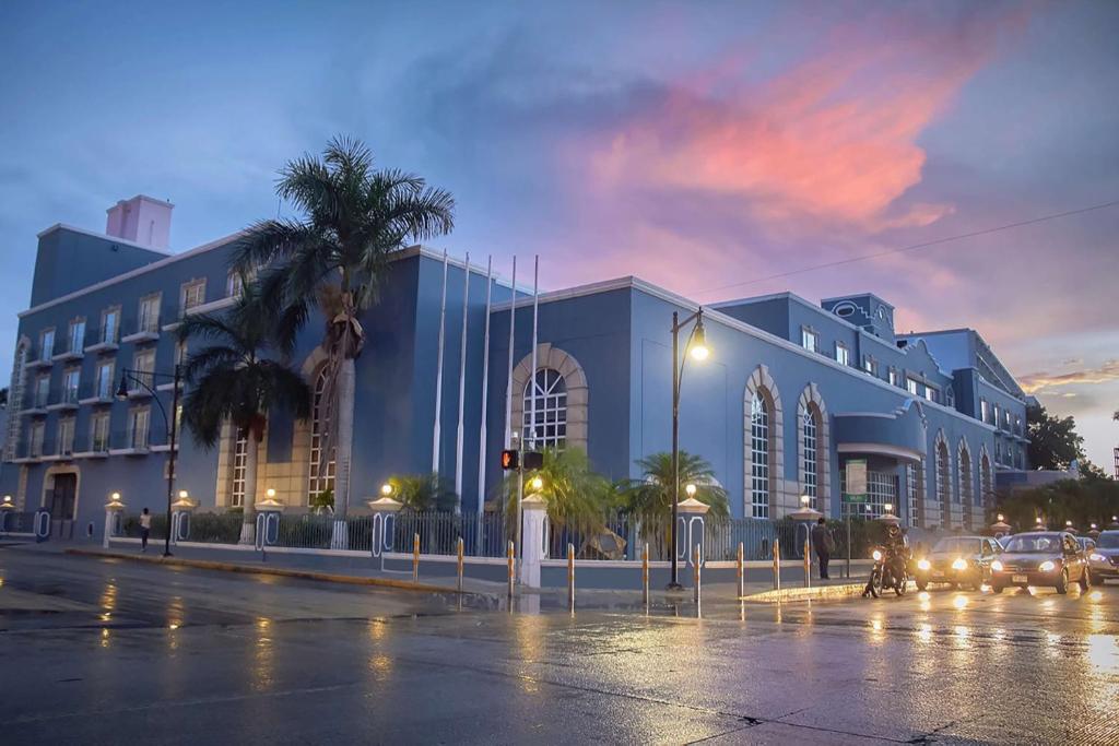 hotels with balcony in Merida