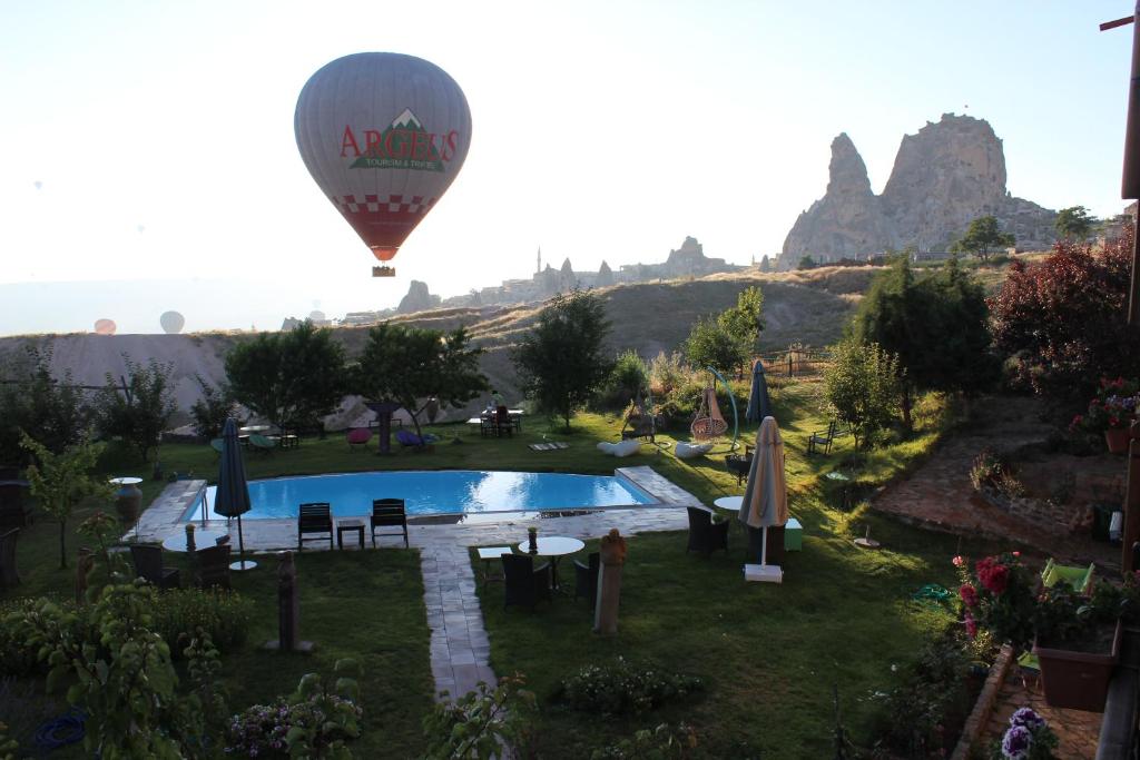 hotels with balcony in Uchisar