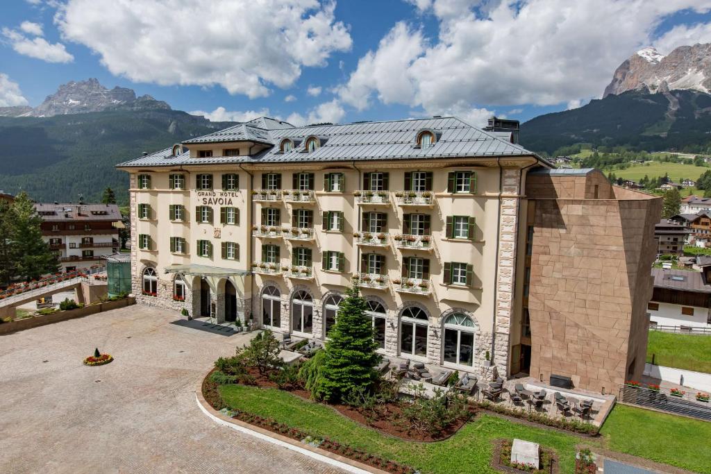 hotels with balcony in Dolomites