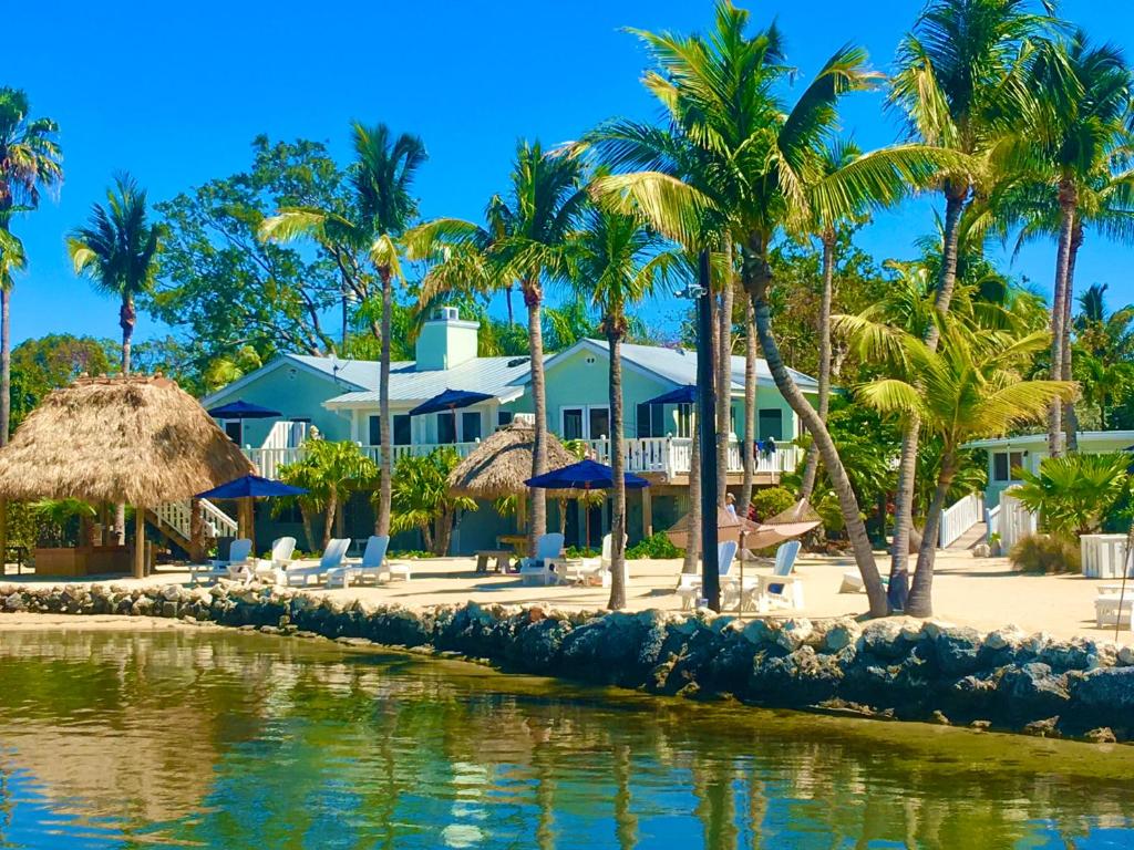 hotels with balcony in Key Largo