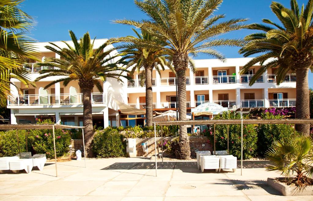 hotels with balcony in Talamanca