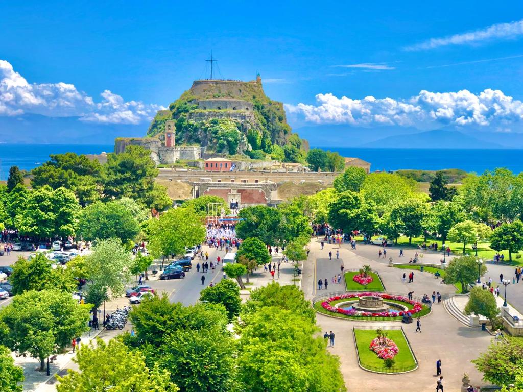 hotels with balcony in Corfu Town