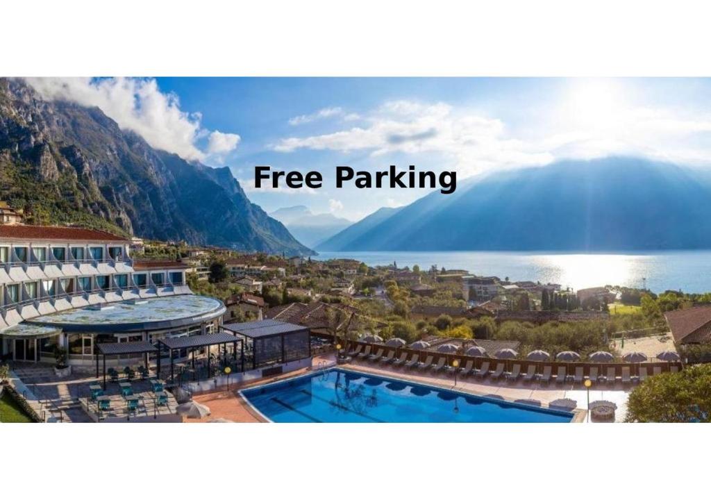 hotels with balcony in Limone Sul Garda