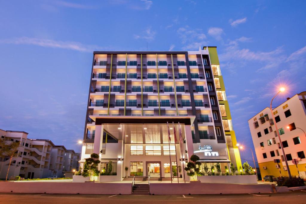 hotels with balcony in Melaka Malaysia Cheng Ho Gallery