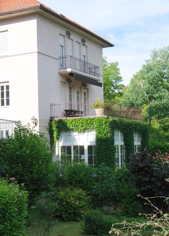 hotels with balcony in Zagreb