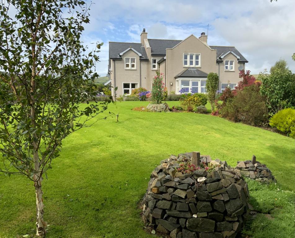 hotels with balcony in Northern Ireland