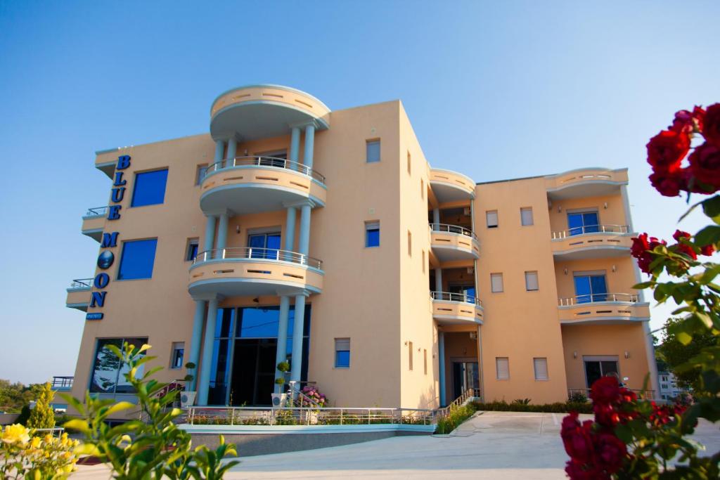 hotels with balcony in Ulcinj