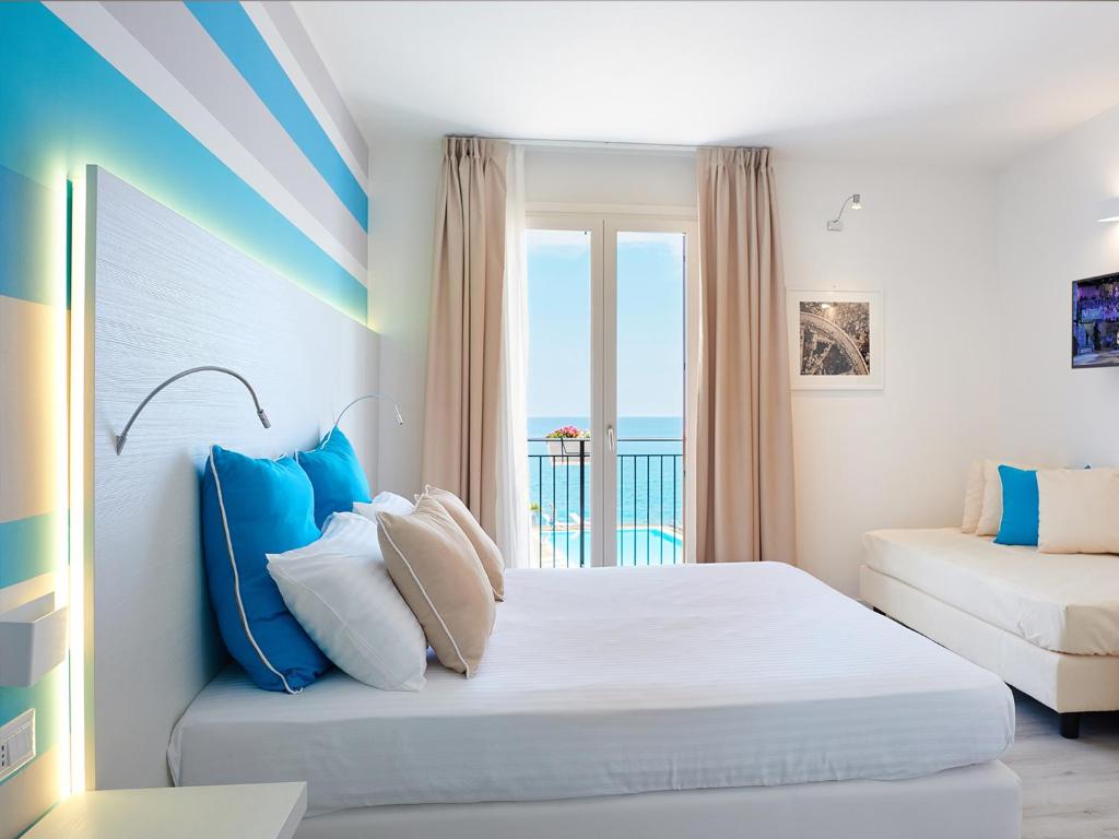 hotels with balcony in Castellammare Del Golfo