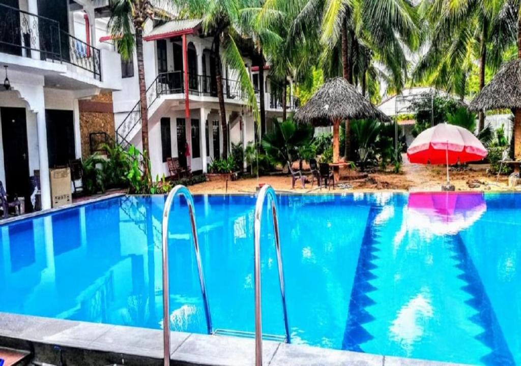 hotels with balcony in Nilaveli