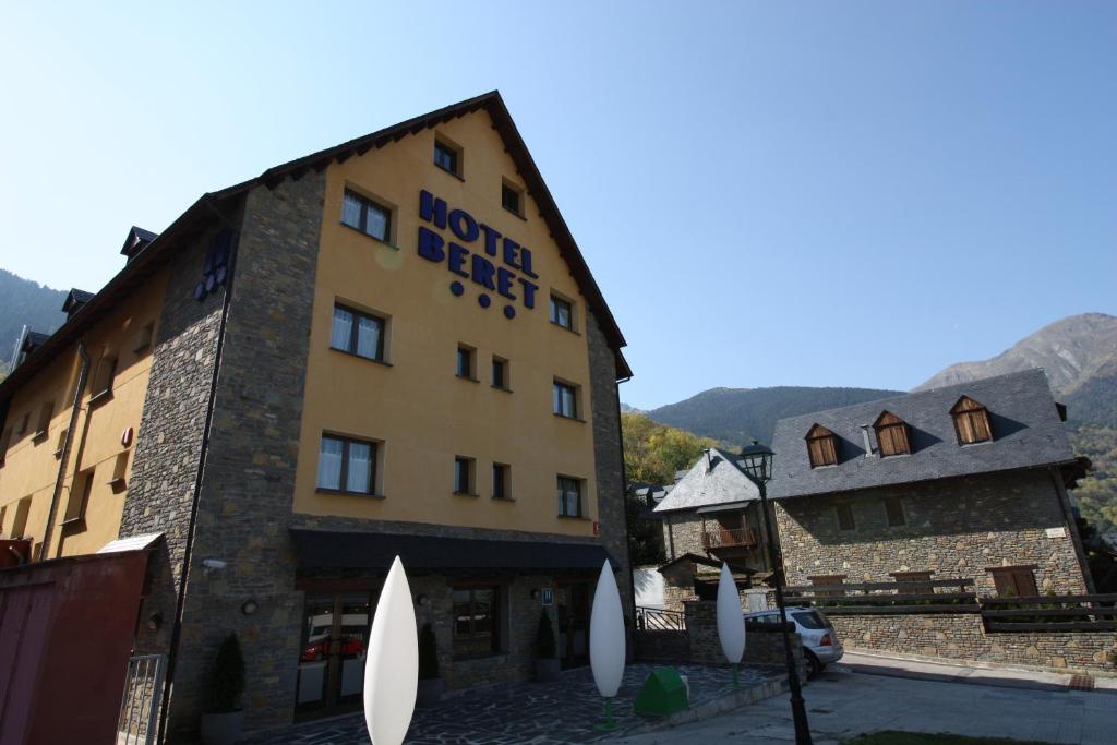 hotels with balcony in Val Daran