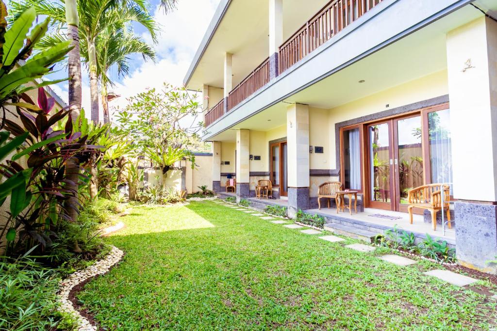 hotels with balcony in Canggu